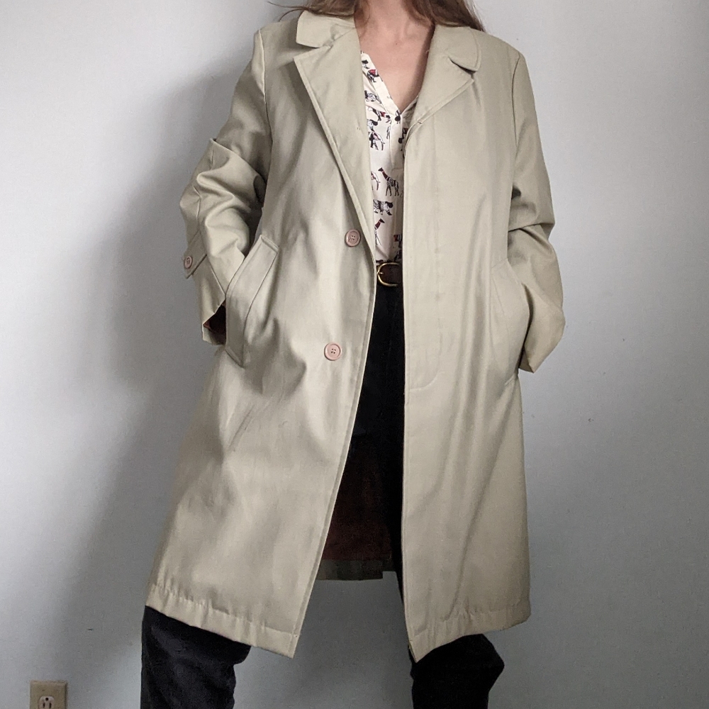 Vintage trenchcoat from Laurentian